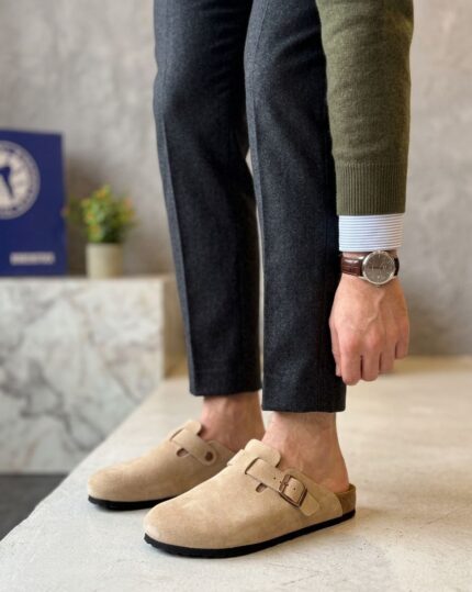 Suede Clogs with Tailored Style